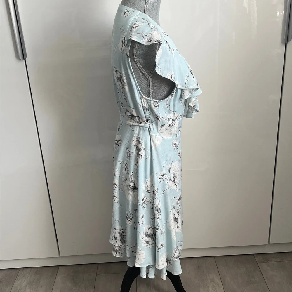 FREE PEOPLE NWOT Floral Ruffle Midi Wrap Dress in Light Blue and White, Size L - Picture 9 of 15